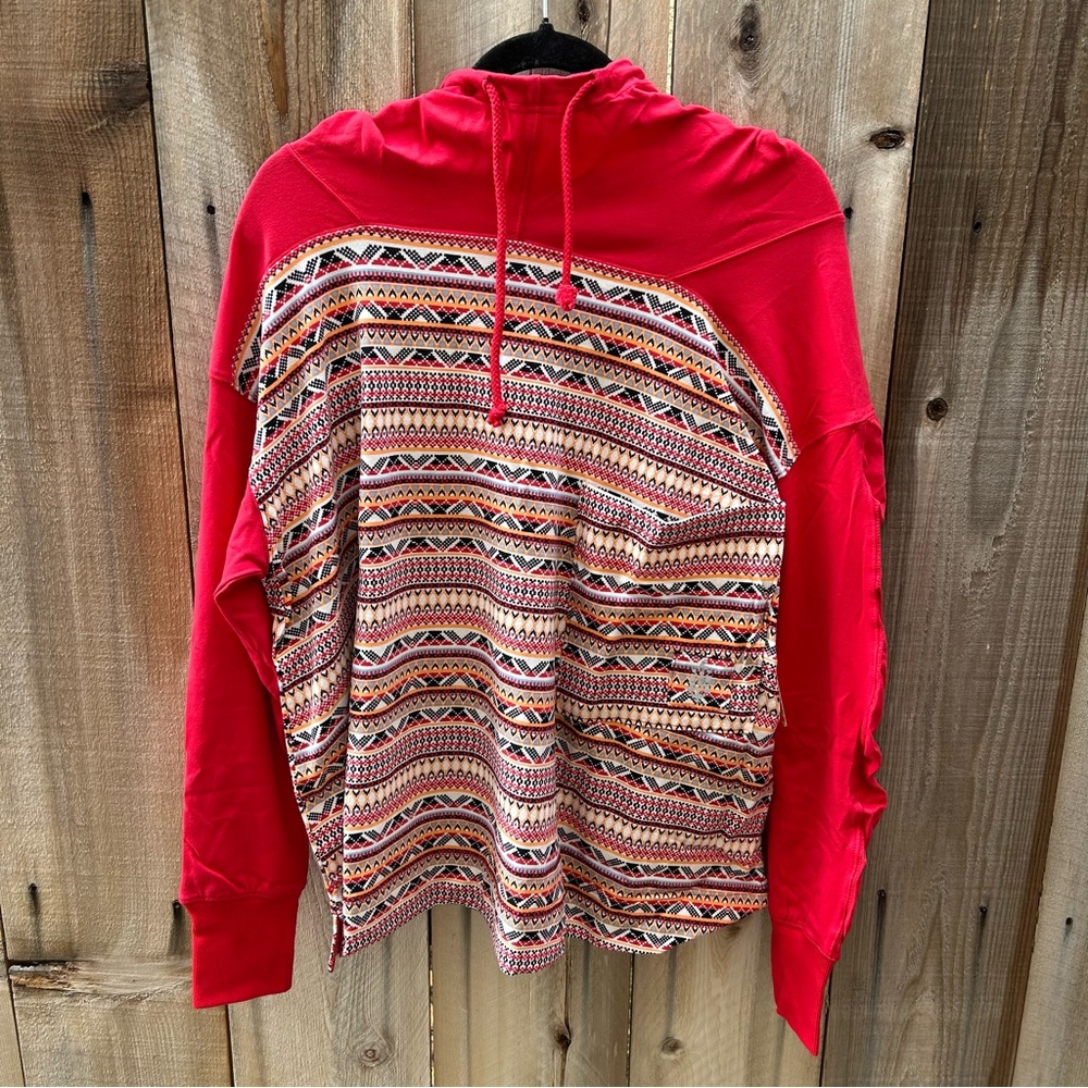 Free People Movement Hot Shot Printed Hooded Layer in Nordic Red Ridge Motif - Picture 5 of 9